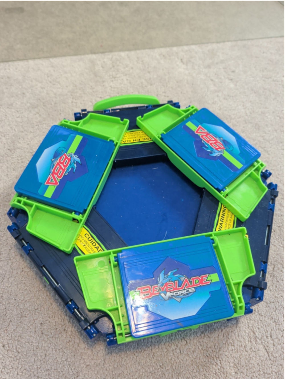 Beyblade VForce Battle Blue Travel Stadium BBA Combat Arena Case Toy Hasbro 2003